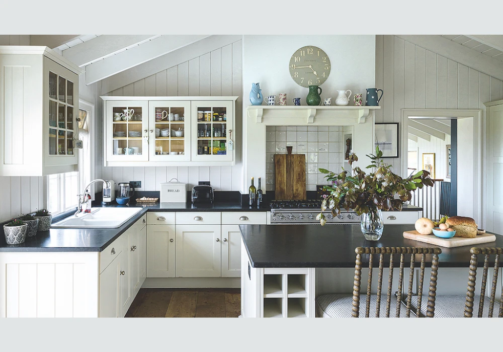 Glass Kitchen Front Ideas for Light and Open Feel