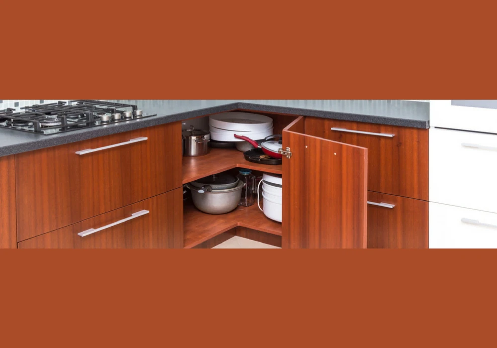 Corner Space Utilization for Hidden Storage