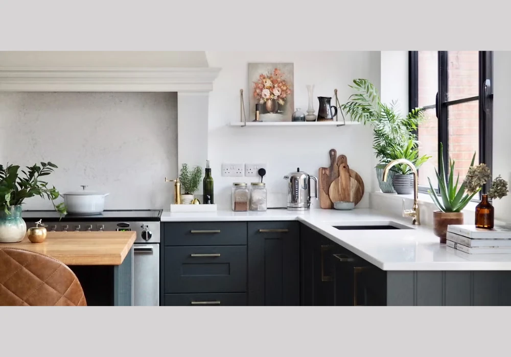  Black and Dark Kitchen Picture Ideas for Bold Style