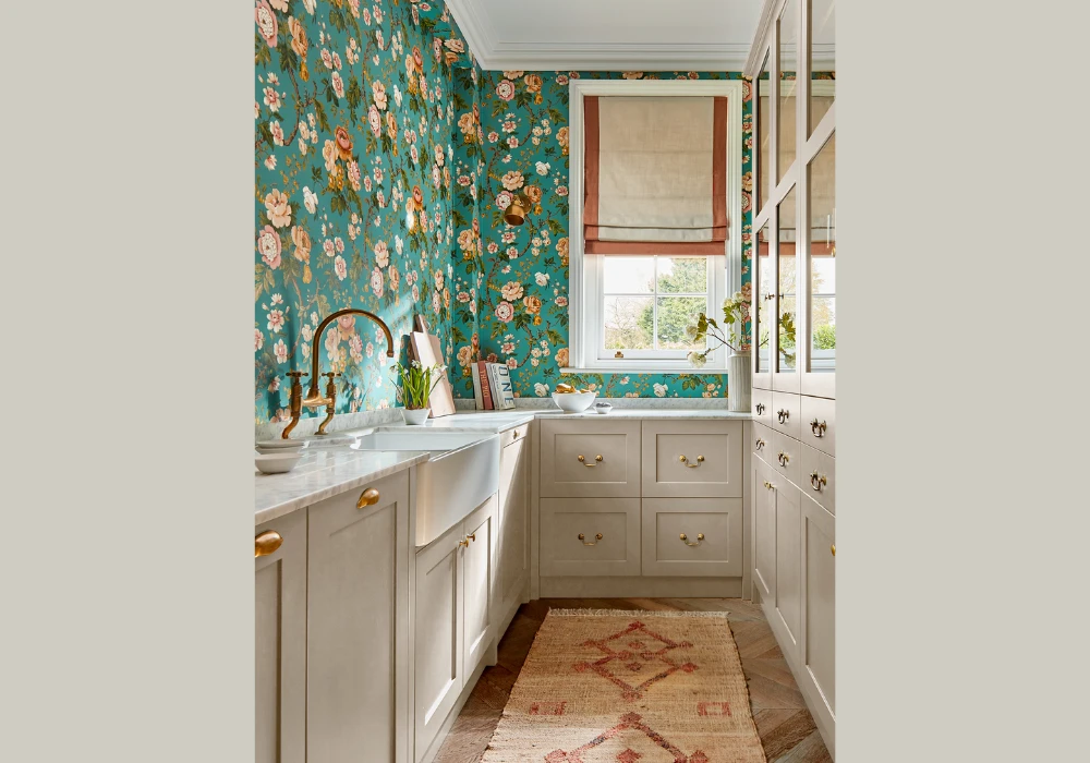 Vintage Kitchen Decor for a Timeless and Charming Space