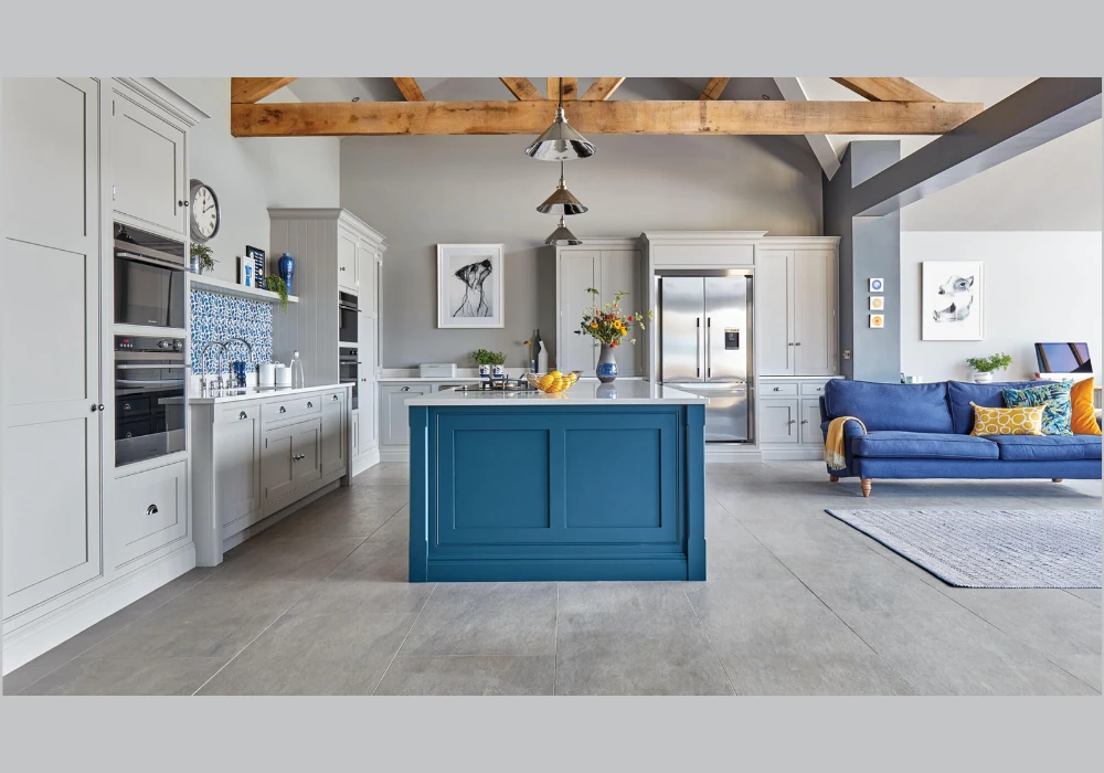 Blue and Grey Kitchen Color Scheme for a Cool Balanced Look