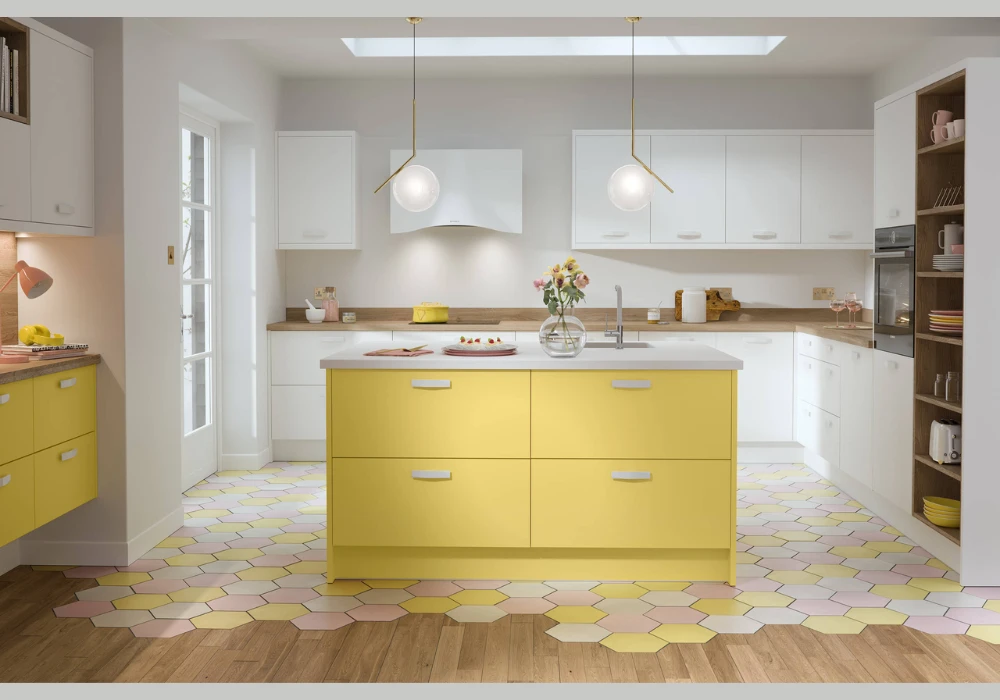 Yellow and White Kitchen Color Scheme for a Bright Energetic Look