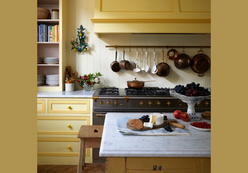 Adjustable Kitchen Shelf Ideas for Flexible Storage Use