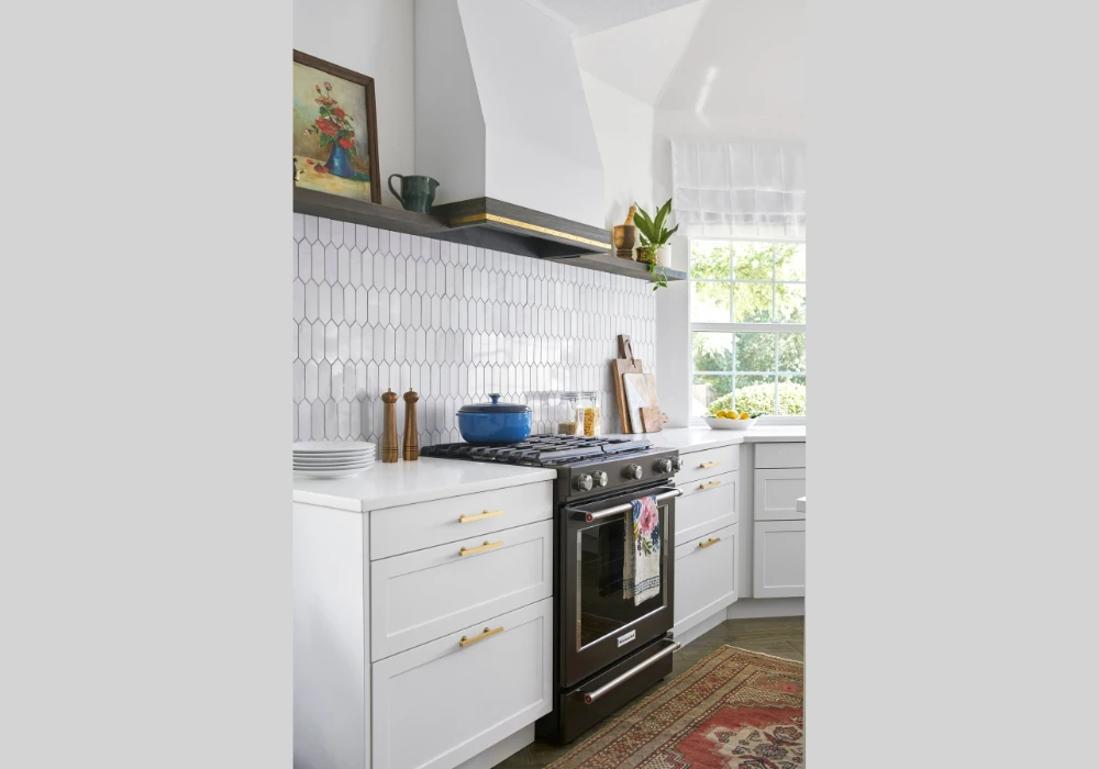Kitchen Backsplash Tile Refresh for a Modern Wall Upgrade