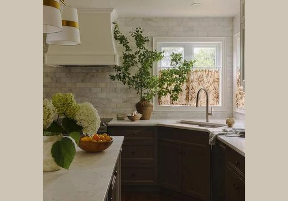 Corner Kitchen Window Ideas for Better Natural Light Flow