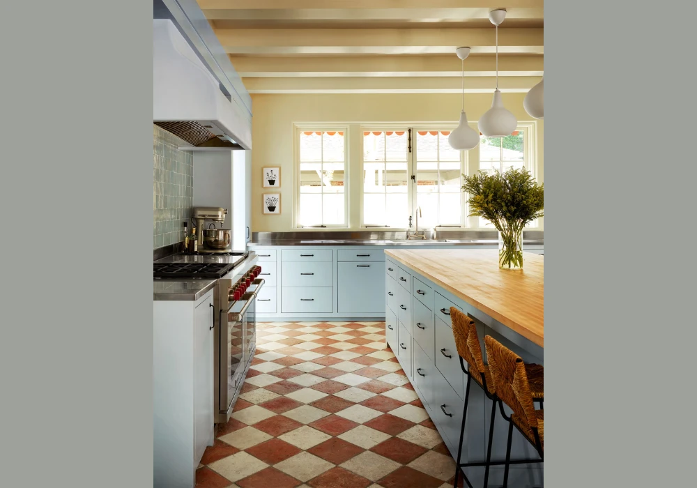Glossy Kitchen Tiles for a Bright Space