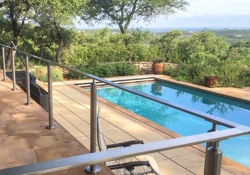 Rope and Metal Pool Railing Ideas for a Rustic, Industrial Look