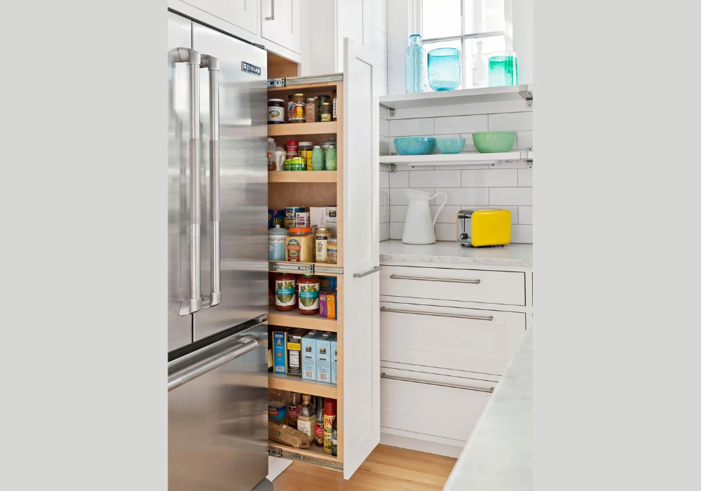 Pull-Out Pantry