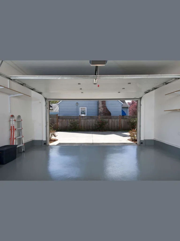 Apply a Fresh Coat of High Quality Exterior Paint