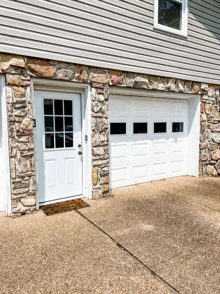 Add Privacy with Reflective Glass Window Tints