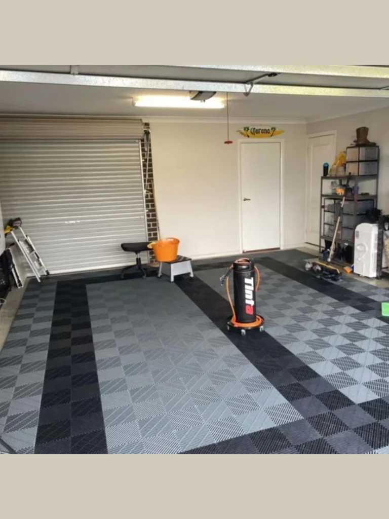 Durable Interlocking Plastic Floor Tiles