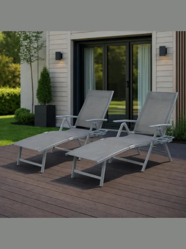 Lightweight Aluminum Lounge Chairs