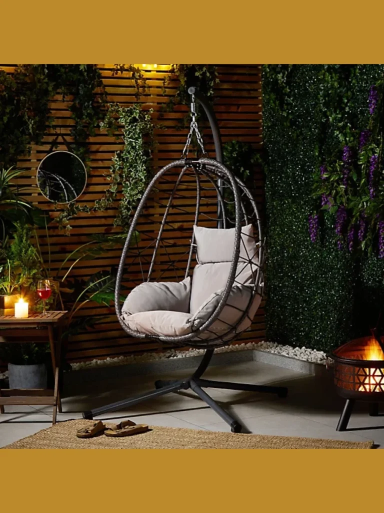 Space Saving Hanging Egg Chairs with Steel Stands
