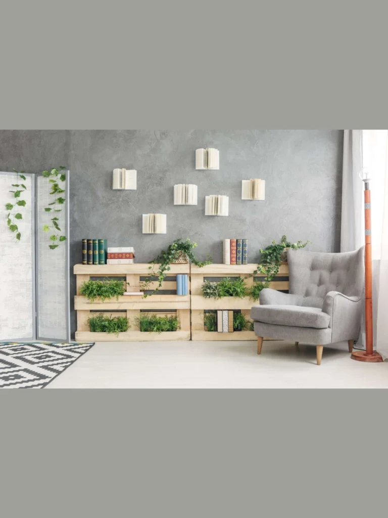 Compact Wooden Pallet Seating for DIY Enthusiasts