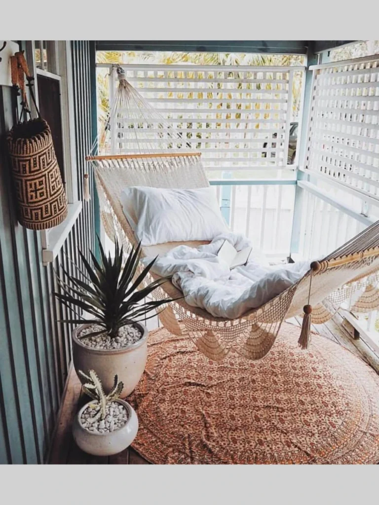 Hanging Hammocks for a Tropical Escape