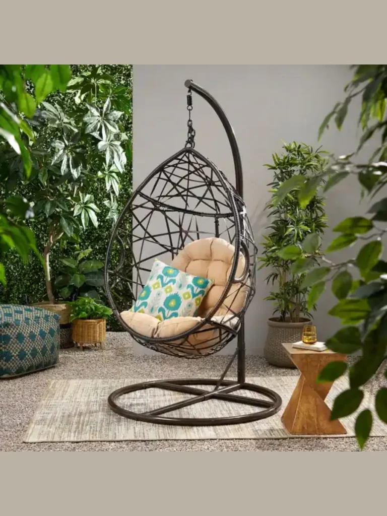 Hanging Egg Chairs for Maximum Relaxation