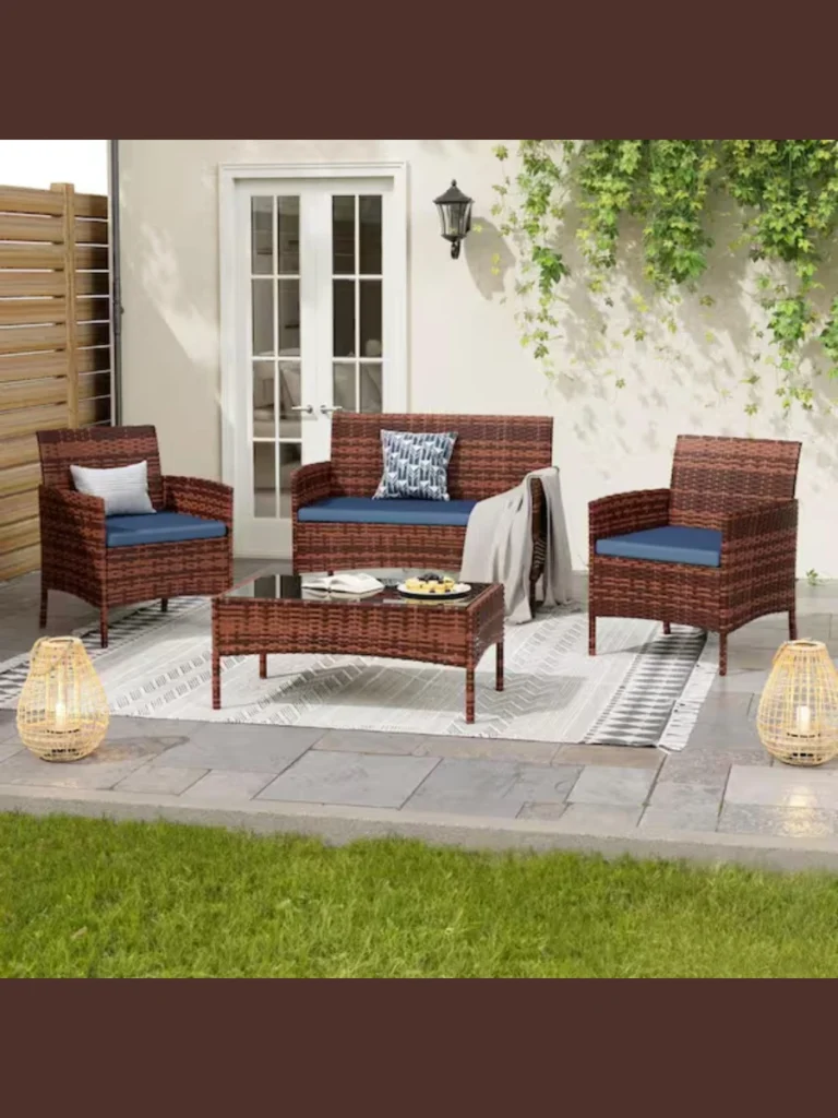 Compact Outdoor Loveseats