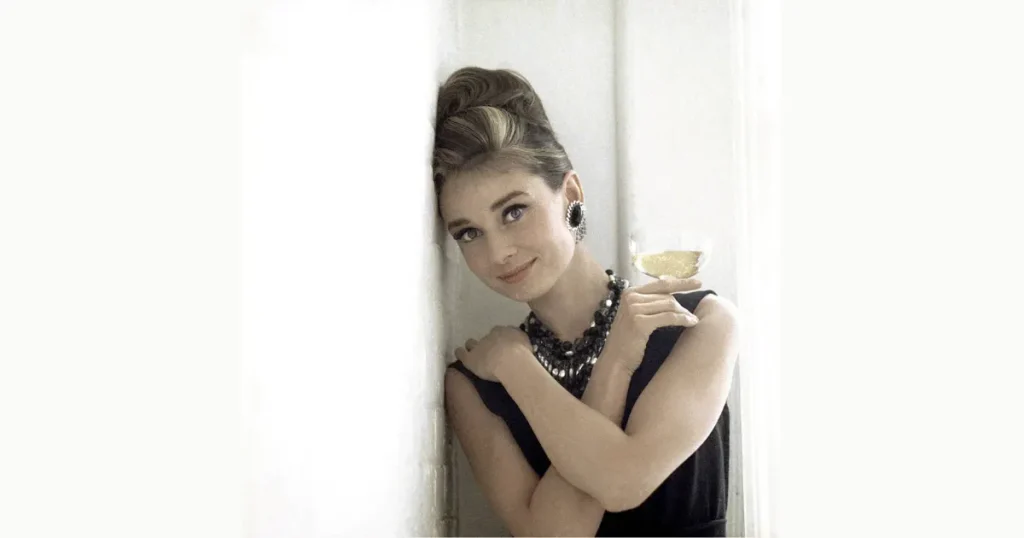 Best Classic Audrey Hepburn Breakfast at Tiffany Look