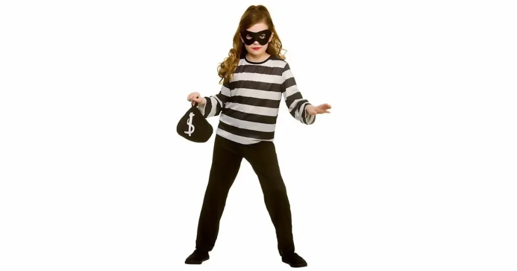 Sneaky Identity Thief Comedy Outfit
