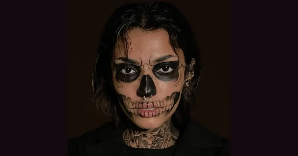 Top Glam Skeleton Skull Makeup